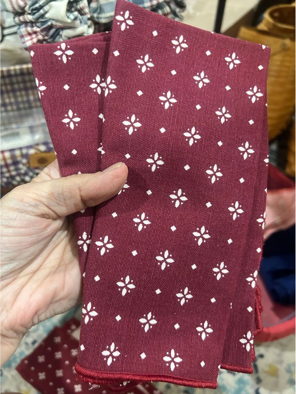 2 Longaberger Basket Fabric Napkins Table Square Traditional Red Woven Tradition